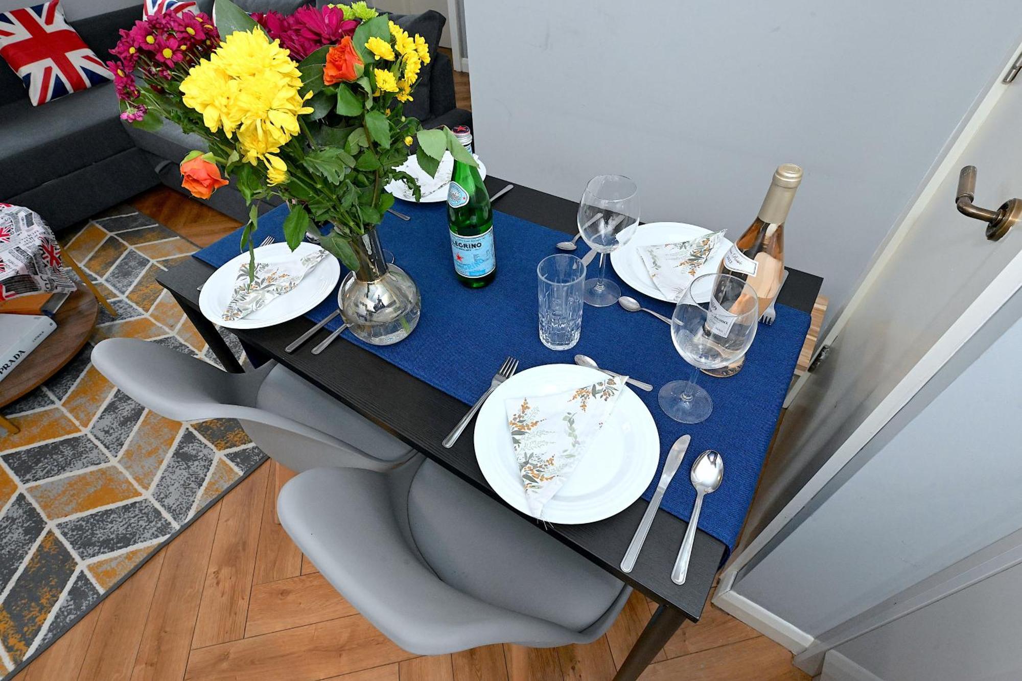 1 Bedroom Flat In Wood Green Piccadilly Line Londen Buitenkant foto