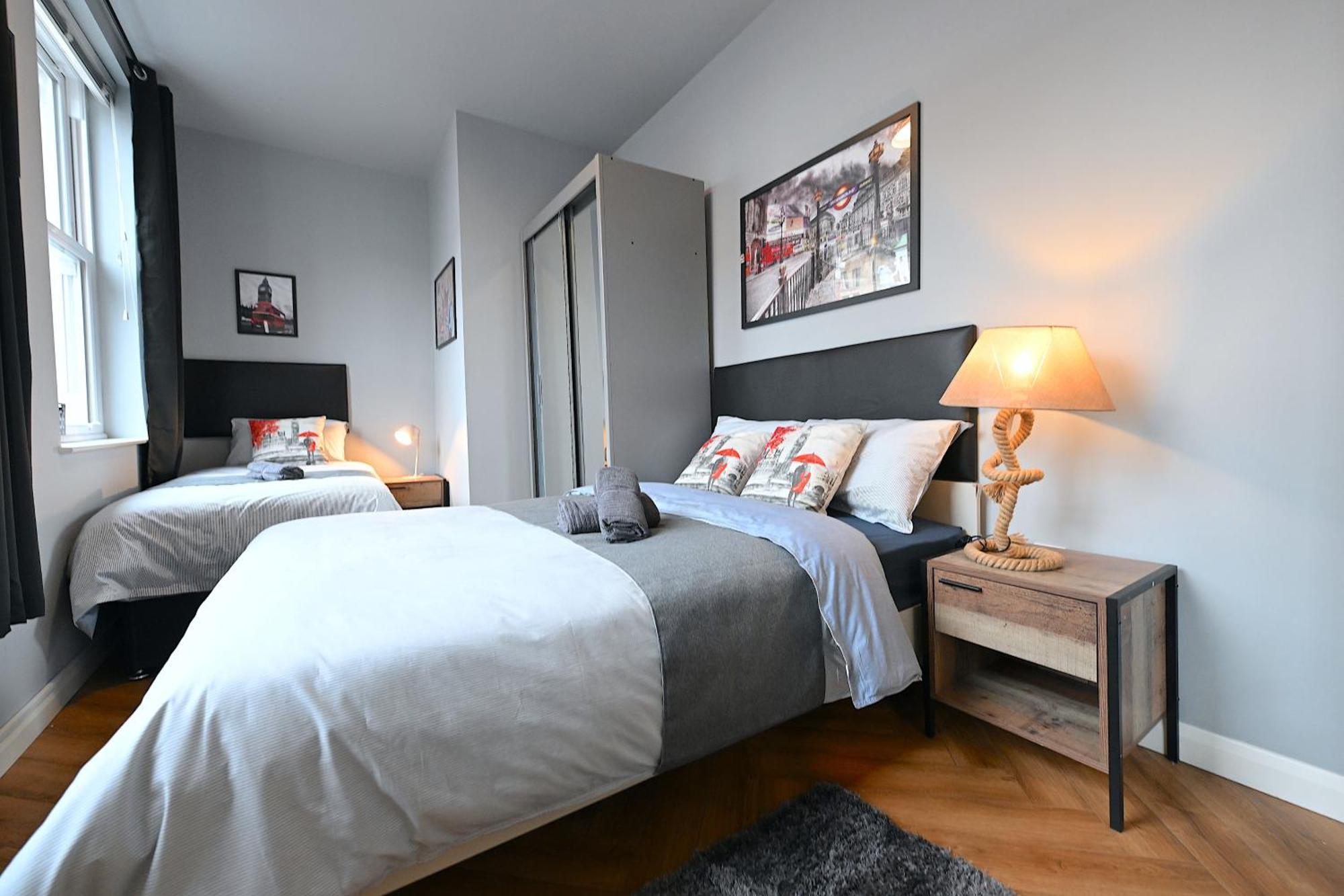 1 Bedroom Flat In Wood Green Piccadilly Line Londen Buitenkant foto