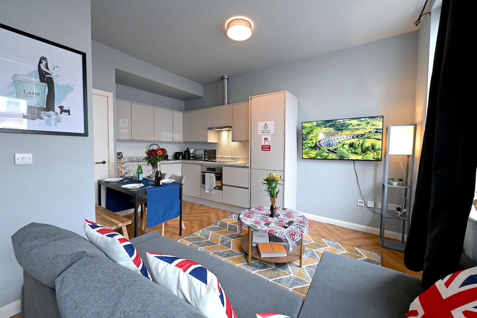 1 Bedroom Flat In Wood Green Piccadilly Line Londen Buitenkant foto