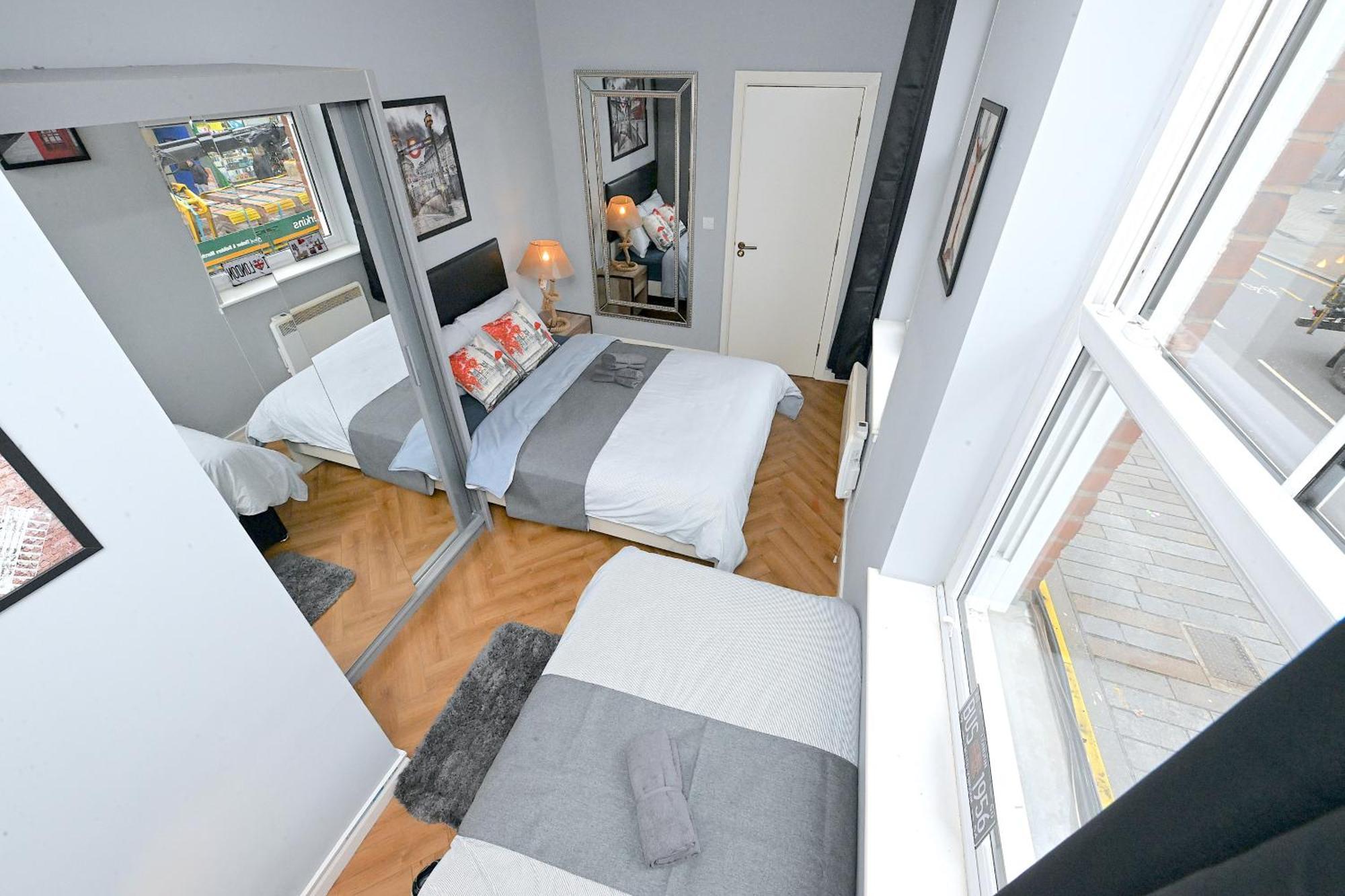 1 Bedroom Flat In Wood Green Piccadilly Line Londen Buitenkant foto