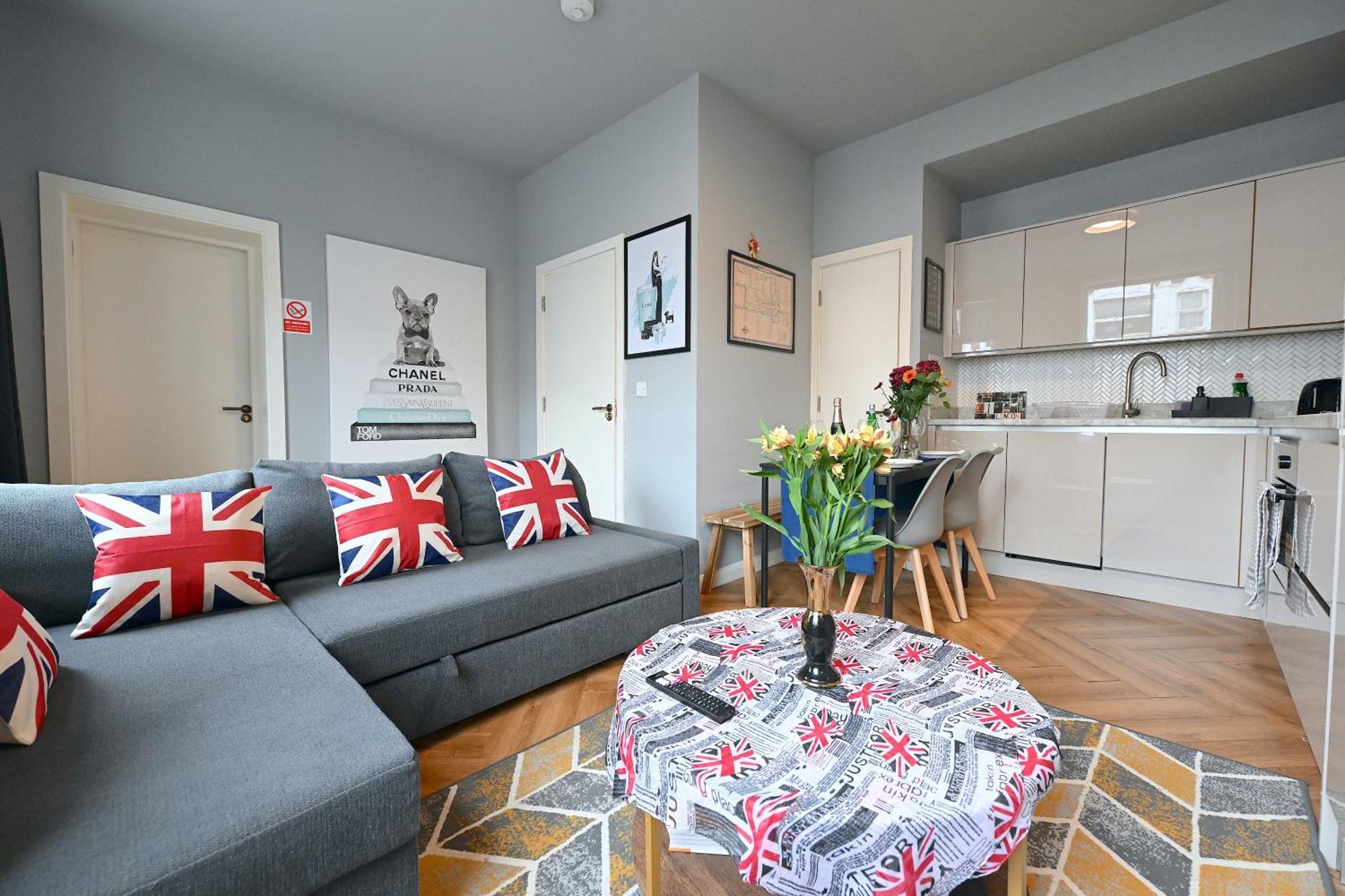 1 Bedroom Flat In Wood Green Piccadilly Line Londen Buitenkant foto